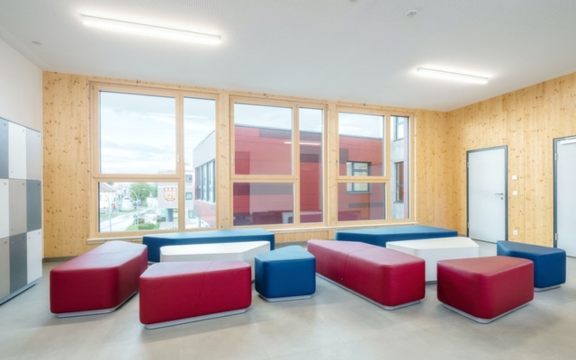 pause-lounge-schulmoebel-neudoerfler