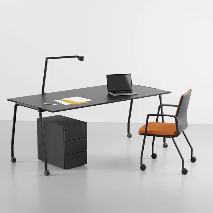 b_boss-office-desk-ibebi-620096-reldf93b656