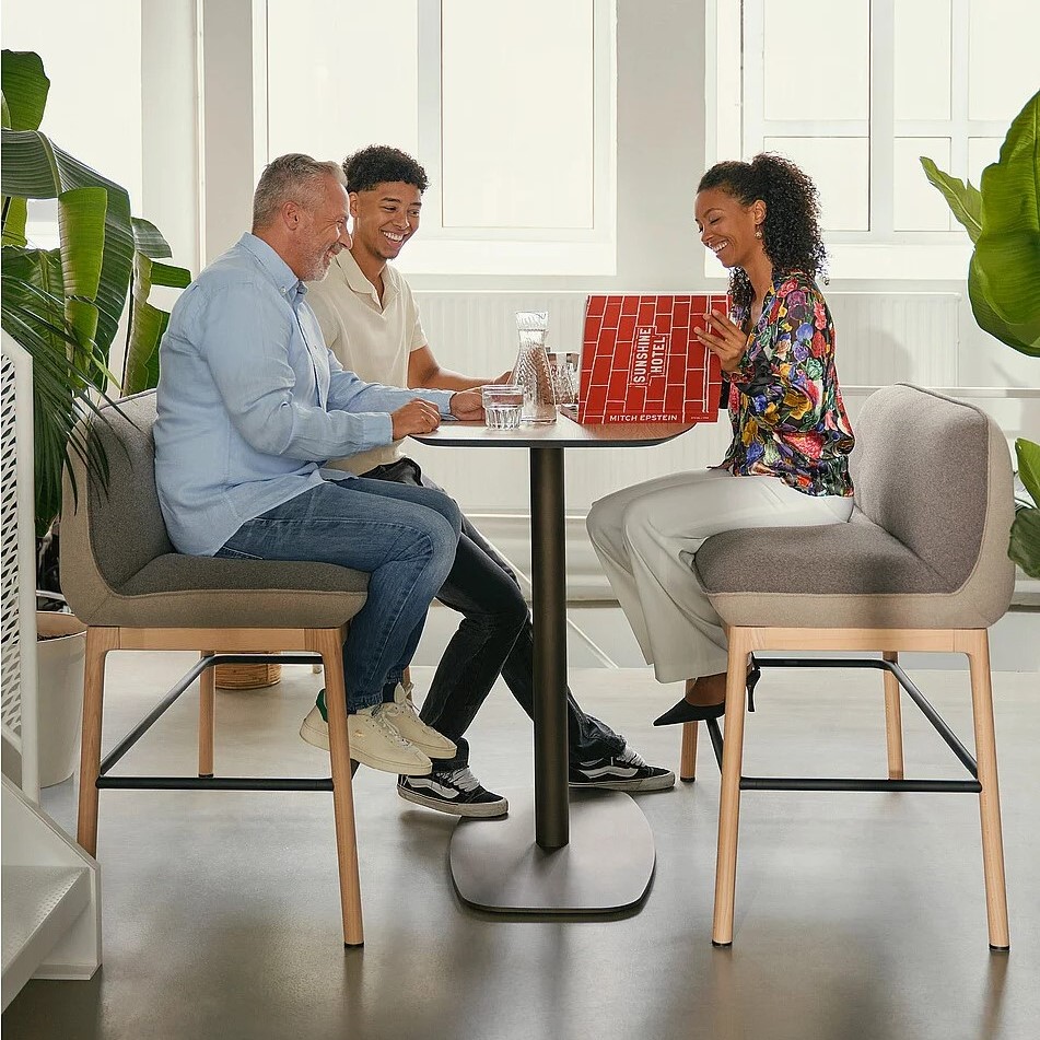 Ülőbútorok_Padok_Sedus_se_calfe padok_02